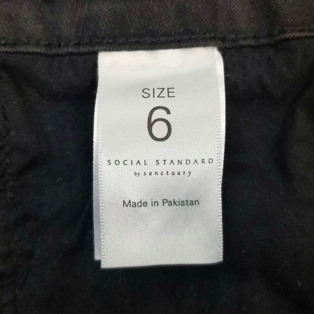 Social Standard by Sanctuary Women's Gray Black Camo Ankle Skinny Jeans Size 6 - Picture 4 of 8